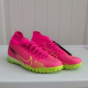 Nike Pink & Neon Green Turf Soccer Shoes (Youth 6.5 / Women's 8)